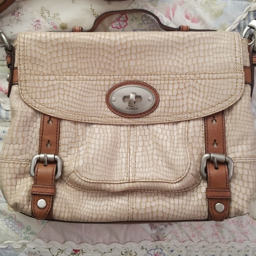 Fossil messenger bag